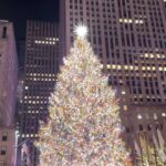 Kristen Taekman Instagram - Weekend in NYC with Cash and Sadie! Eating shopping fitting’s and fun tourist vibes ! Happy Holidays!!