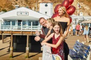 Kristen Taekman Instagram - Happy to be ringing in the new year with my family ❤️ 

#blessed #grateful #family #newyears #january #resolutions #motivation #malibu #love #inspiration #qualitytime #2024