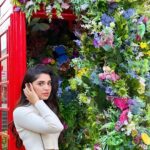 Krithi Shetty Instagram - The time you are taking right now to embrace your slow and steady growth matters more than you know…..remember….flowers don’t bloom in a day 🌸❤️ #london #flowers #blooming #loveyourself #butterfly #dayout