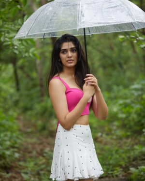 Krithi Shetty Instagram - Barbie-ing in the rain 🌧️💓
#barbie #rain 
📸 @prabal