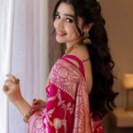 Krithi Shetty Instagram - Smile, shine and take it one day at a time ❤️ #smile #happy @bhimajewellerytrichy • Photography @kiransaphotography Styling @openhousestudio.in Saree @real_weaverstory Style Team @prarthanasrinivasaraja @mehavenkatesh M & H @kalwon_beauty @kamaldeepss