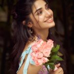 Krithi Shetty Instagram - Be the reason someone believes there are still good people out there 🌸💓 #bekind #spreadlove #goodvibes • • Photographer @ishan.n.giri Retouch @louis_prashanth Makeup @kalwon_beauty Hair @krishnakami Styling @neethikshetty