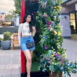 Krithi Shetty Instagram - The time you are taking right now to embrace your slow and steady growth matters more than you know…..remember….flowers don’t bloom in a day 🌸❤️ #london #flowers #blooming #loveyourself #butterfly #dayout