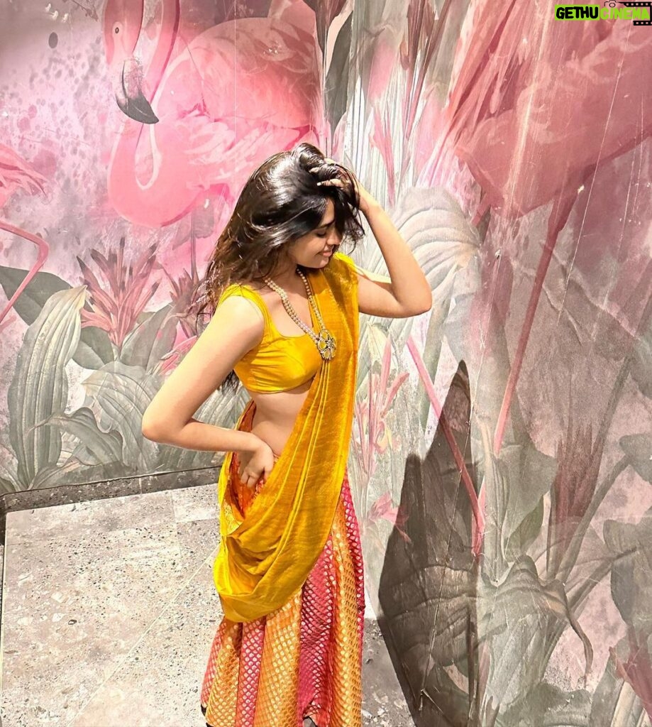 Krithi Shetty Instagram - Happy Navaratri and Durga pooja ✨🪔🪷 #navratri #garba #dandiya #festivevibes Pc @mahajanyukta