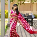 Krithi Shetty Instagram – Smile, shine and take it one day at a time ❤️ 
#smile #happy 
@bhimajewellerytrichy 
•
Photography @kiransaphotography 
Styling @openhousestudio.in 
Saree @real_weaverstory
Style Team @prarthanasrinivasaraja @mehavenkatesh 
M & H @kalwon_beauty @kamaldeepss