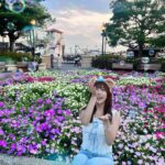 Krongkwan Nakornthap Instagram - These kiddos made this place even more magical 👧🏻🧒🏻👶🏻🪄 Tokyo Disney Sea