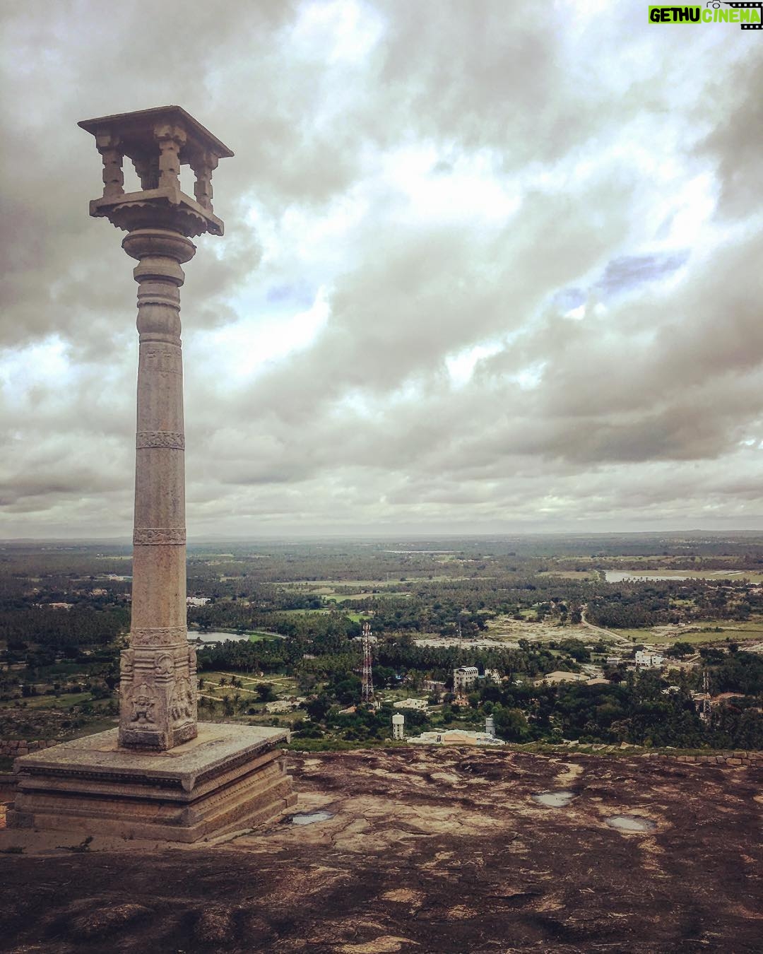 Kruthika Jayakumar Instagram - When the mind is still , the world speaks to your soul . 🍃 #silenceisunderrated #bliss Shravanabelagola