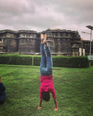 Kruthika Jayakumar Instagram - Just hangin' around 🤸🏼‍♂️