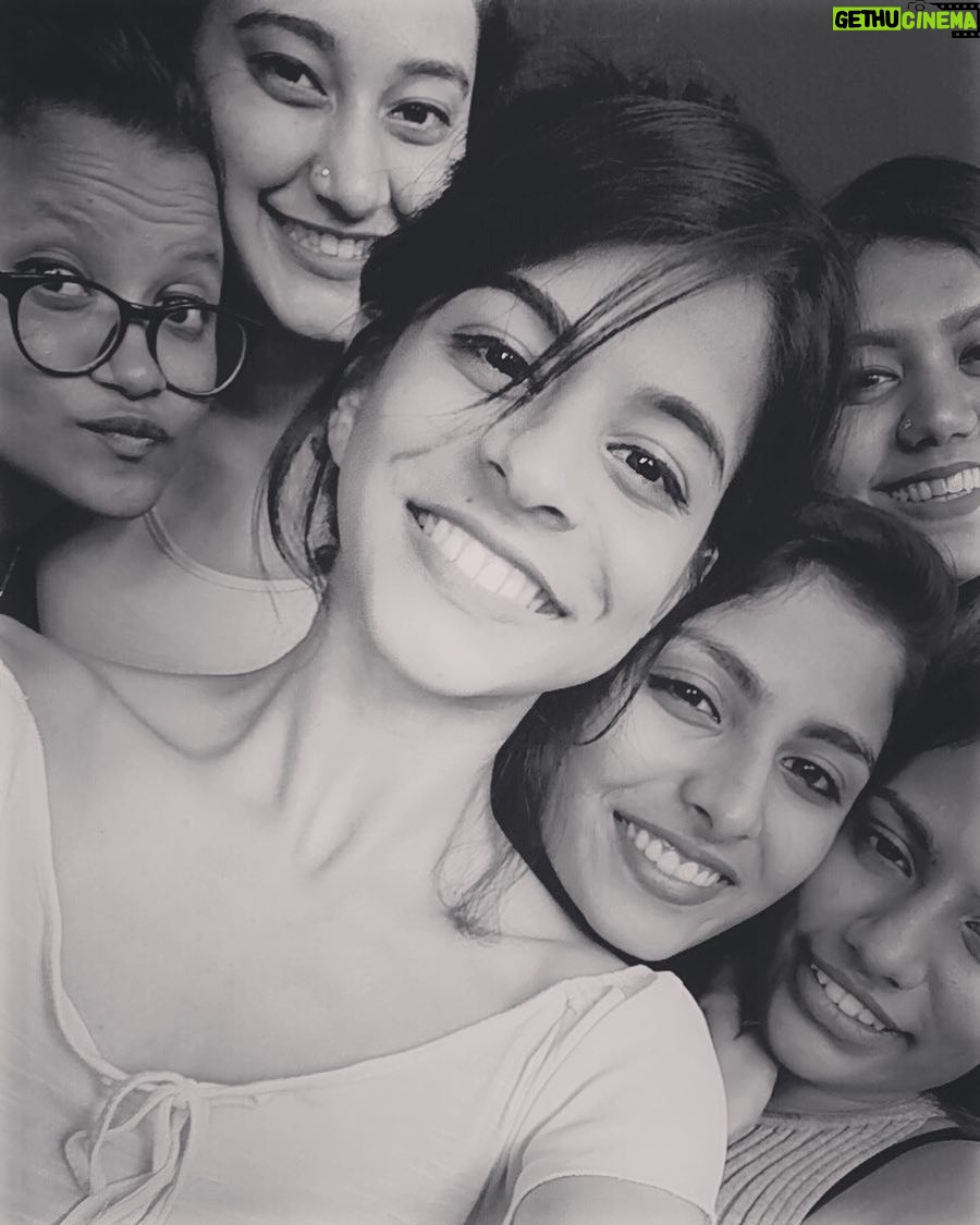 Kruthika Jayakumar Instagram - Love has many faces🍕 #goodtimes #bangalorediaries