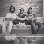 Kruthika Jayakumar Instagram - Hustlin' with my nerds since 2002 🕴🏻❤️ #tb #muchweirdsymmetry #myboys