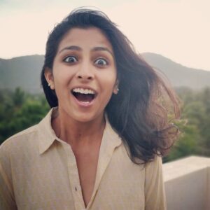 Kruthika Jayakumar Instagram - Heyyyyy it's raining 😮
SWIPE➡️ to see my funny excited  face😂
Posting in honour of my love for rain 🌧️😍
.
.
.
.
.
#bangalorerains #yogisofinstagram #mysoredays #ashtangayoga #candidiswear #candid #shotononeplus #fitgirl #fitfam #windy #rainydays #monsoon #yellow #toomanyhashtags #tollywood #sandalwood #kavacha #actor #dancer #yogisofig #throwback #tb #happyfaces