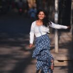 Kruthika Jayakumar Instagram – There’s magic in living in the moment✨ 📸 @pradhan_makam .
.
.
.
.
.
.
.
.
.
.
#bangalorediaries #portraitphotography #candid #throwback #tb #ohhappyday Bangalore, India