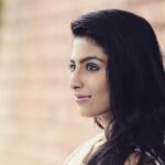 Kruthika Jayakumar Instagram - Nailing the fake candid💃🏼 #tb #couldntthinkofacaption