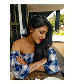 Kruthika Jayakumar Instagram - Always admiring my shoes💃
PS: I love collecting shoes! 
What's your favourite thing to collect?
.
.
.
.
.
.
#nailingthefakecandid #fakecandid #portrait #poser #bengalurudiaries #kavacha #shoesarebae #fakecandid #guiltypleasures