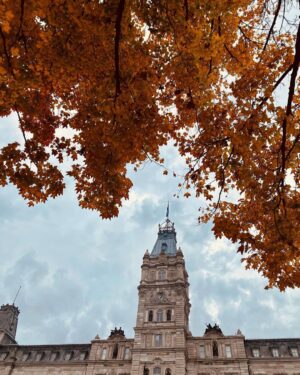 Kruthika Jayakumar Instagram - Postcards from Québéc 🍂🍁🧡