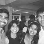 Kruthika Jayakumar Instagram - Such a happy picture😋#Majorthrowback to Good times with the best people ♥️ . . . . . . . . . . . . . #bangaloredays #smokehouse #goodtimes #tb #throwback #monochrome #happyfaces #friends #blackandwhite #instadaily #instaclick #sandalwood #tollywood #food #social #yogisofinstagram #inspo #goodvibes #ootd #letthegoodtimesroll