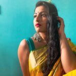 Kruthika Jayakumar Instagram - It’s safe to say I channelled my inner drama queen for this picture😋😙 . . . . . . . #latergram #bangalore #ethniclove #ootd #shootlife #bangalorediaries #quarantinelife Bangalore, India