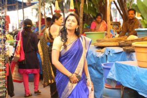 Kruthika Jayakumar Instagram - Searching for infinity stones in Basavangudi ? 💁🏻‍♀️
.
.
.
.
.
#workingstill #kavacha #sandalwood #basvangudi #vidyarthibhavan #gandhibazaar #shivarajkumar #tagaru #rustum #actor #comingsoon #market #everydayphotography #chubbydays #ethniclove #infinitywar #avengers #shopping #bengaluruphotography #sandalwoodactress #flowers