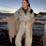 Kseniya Borodina Instagram - Живу свою лучшую жизнь , обожаю путешествовать , узнавать новые места, развиваться и наслаждаться каждым моментом❤️ привет ЮАР, привет Кейптаун, привет Африка🌍