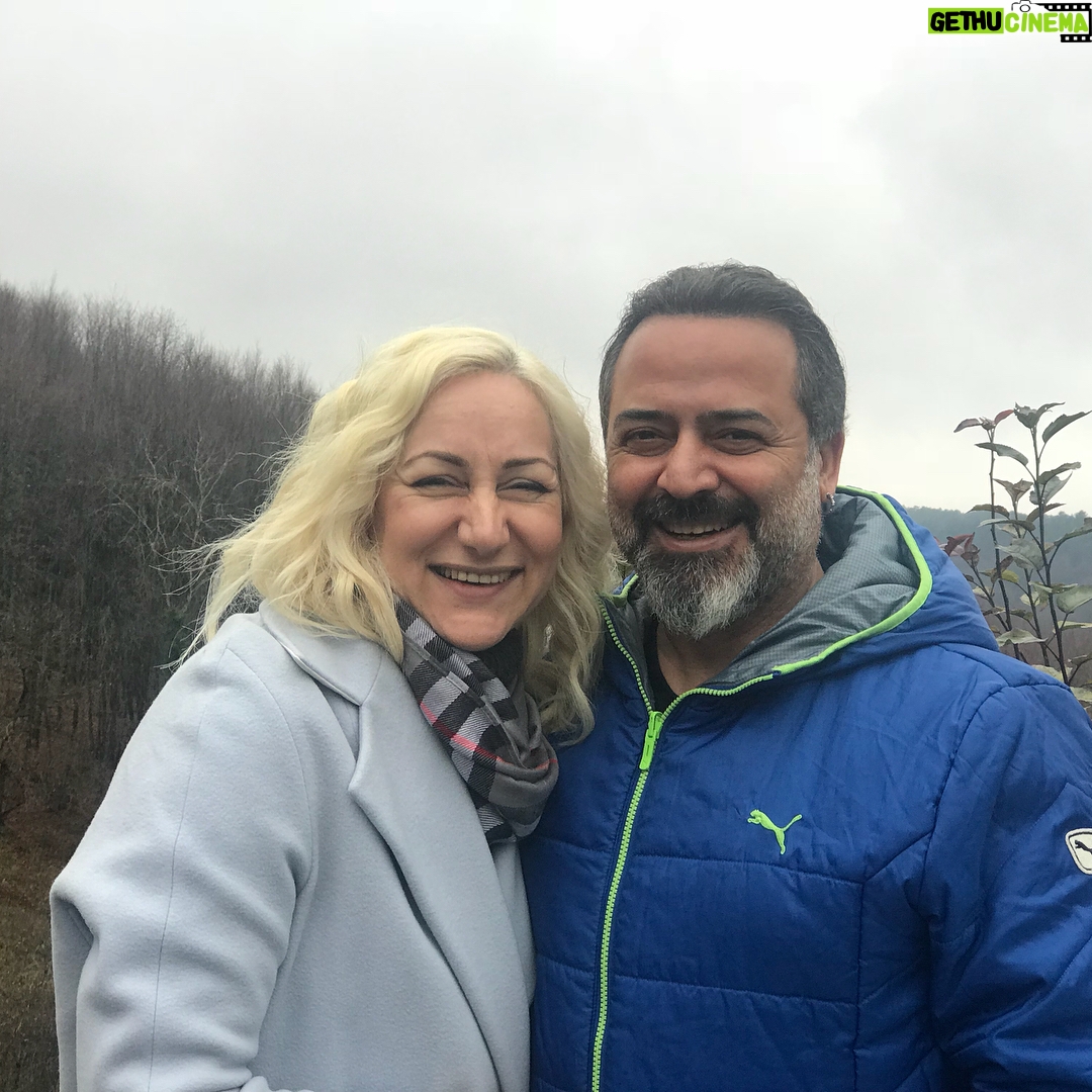 Kubilay Penbeklioğlu Instagram - BİZİM SEVGİMİZ, AŞKIMIZ BİR GÜNE SIĞMAZ❤️❤️❤️❤️🌈🌈🌈 #sevgililergunu #saintvalentinesday #seniseviyorumaşkım