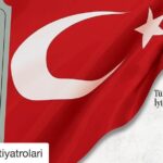 Kubilay Penbeklioğlu Instagram – #Repost @sehirtiyatrolari (@get_repost)
・・・
ŞEHİR TİYATROLARI OYUNLARI 29 EKİM CUMHURİYET BAYRAMI HAFTASINDA ÜCRETSİZ SAHNELENİYOR

İstanbul Büyükşehir Belediyesi Şehir Tiyatroları, Cumhuriyetin Kuruluşunun 94. Yılı Kutlamaları münasebetiyle, İstanbullular için ücretsiz olarak sahne açacak.
29 Ekim Cumhuriyet Bayramı haftası boyunca; 29 Ekim 2017 – 4 Kasım 2017 tarihleri arasında, 10 sahnede, oyun ve müzikallerden oluşan 28 oyun, tüm İstanbullar için “Perde” diyecek.

https://sehirtiyatrolari.ibb.istanbul/News/Detail/sehir-tiyatrolari-oyunlari-29-ekim-cumhuriyet-bayrami-haftasinda-ucretsiz-sahneleniyor-MTIy

Online Rezervasyon işlemleri yarın saat 10:00’da https://sehirtiyatrolari.ibb.istanbul adresinde saat 16:00 itibari ile Şehir Tiyatroları gişelerinden işlem yapılabilecek.

#İBB #ŞehirTiyatroları
#CumhuriyetBayramı