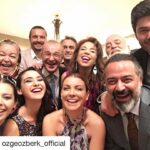 Kubilay Penbeklioğlu Instagram - #Repost @ozgeozberk_official (@get_repost) ・・・ Çünkü ekip olmak bunu gerektirir ❤️❤️ #kalbimdekideniz #kalptensöylüyorum ❤️❤️