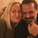 Kubilay Penbeklioğlu Instagram - Bugün #sevgililergünü ama ben ilk kez bu kadar ayrı kalıyorum aşkımdan. Ama kalpler birlikte atıyorsa gerisi teferruattır. Üstelik bizim için hergün sevgililer günü😜Kutlu olsun AŞKIM❤️❤️❤️💐💐 #saintvalentin #saintvalentinesday #aşk #family