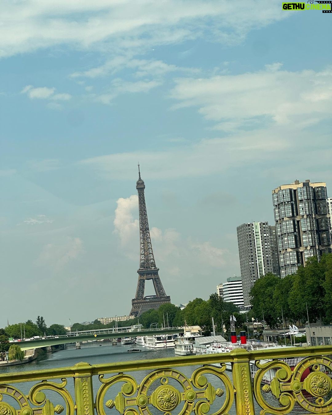Kun Instagram - 💚Paris ~see you soon💚 Paris, France