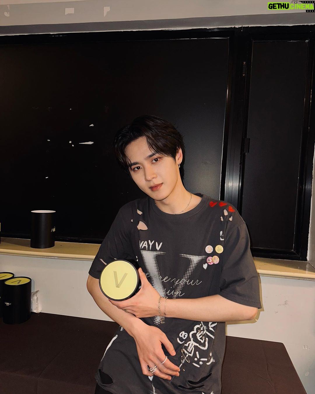 Kun Instagram - 和你們在一起的每一個瞬間都是幸福的❤️❤️❤️❤️❤️❤️❤️❤️❤️❤️❤️❤️❤️❤️❤️❤️ 香港