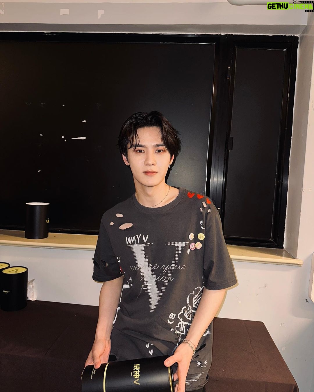 Kun Instagram - 和你們在一起的每一個瞬間都是幸福的❤️❤️❤️❤️❤️❤️❤️❤️❤️❤️❤️❤️❤️❤️❤️❤️ 香港