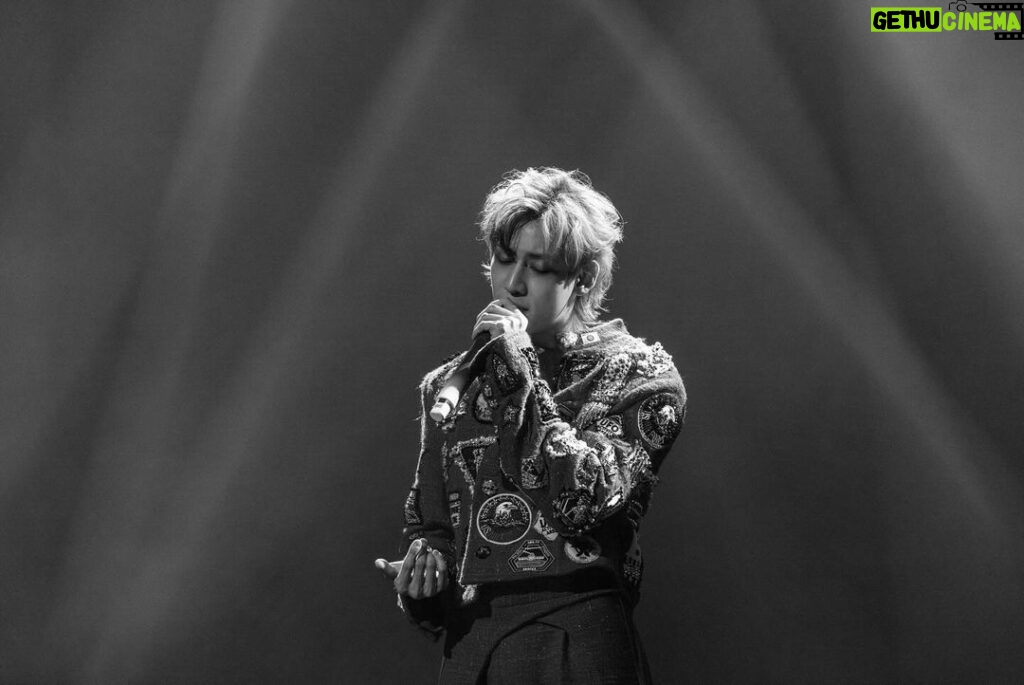 Kunpimook Bhuwakul Instagram - OSAKA & YOKOHAMA🇯🇵 is been more then 5years and i was so happy that i can perform in Japan again Thank you all the JapanIGOT7💚 (More Cities Coming Soon) #AREA52