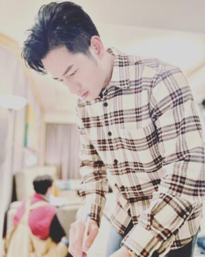 Kurt Chou Instagram - 寫一個未來

@tvbsdrama #加油喜事