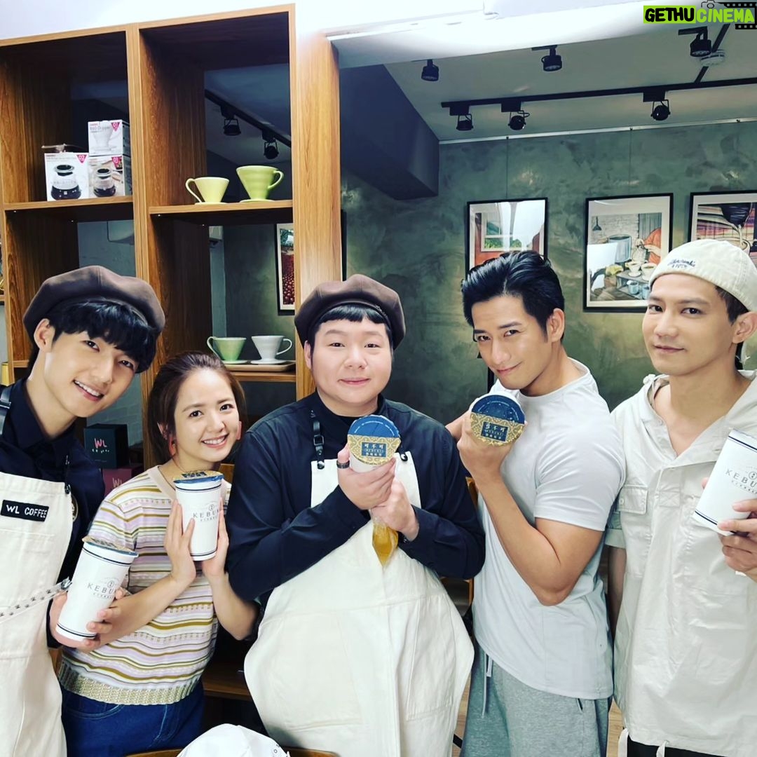 Kurt Chou Instagram - 謝謝 @lch_5.2.7 的飲料 喝一次少一次了🥲🥲🥲