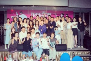 Kurt Chou Instagram - 謝謝TVBS給了我九個月快樂的回憶
也謝謝所有演職人員的幫助與包容
太多的話只能盡在不言中
期待大家未盡的緣分再次到來
再見了武子漢😢

#加油喜事 #殺青