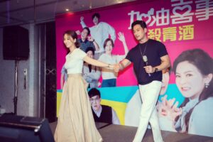 Kurt Chou Instagram - 謝謝TVBS給了我九個月快樂的回憶
也謝謝所有演職人員的幫助與包容
太多的話只能盡在不言中
期待大家未盡的緣分再次到來
再見了武子漢😢

#加油喜事 #殺青
