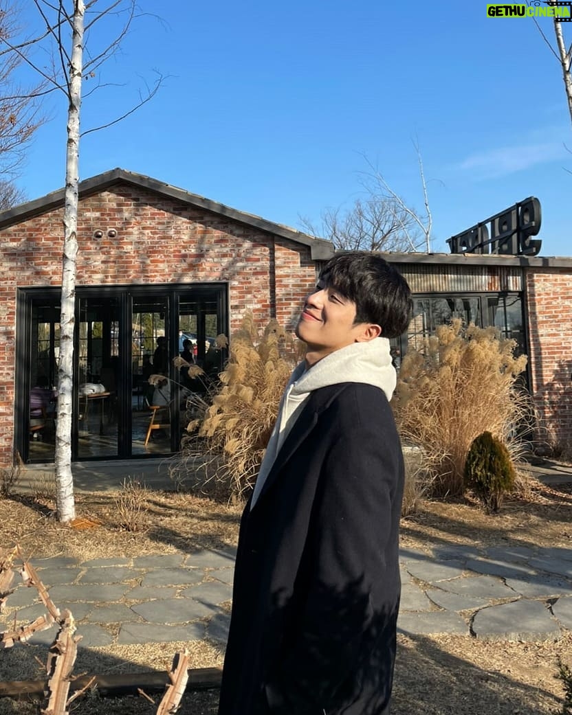 Kwon Hyuk Instagram - κΈπ½ ν π½ μΌπ½ μπ½