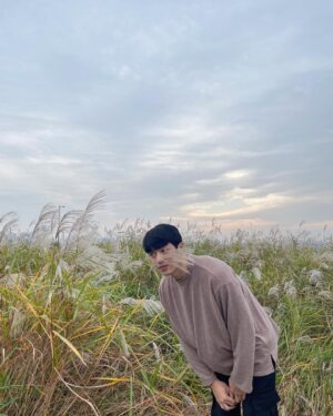 Kwon Hyuk Instagram - (숨어)