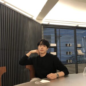 Kwon Hyuk Instagram - 🥛🍩