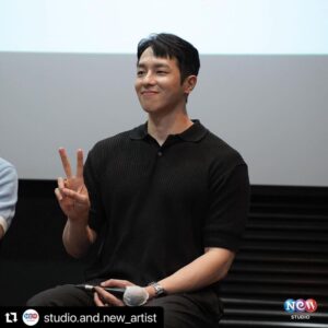 Kwon Hyuk Instagram - 🙇🏻‍♂️