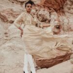 Kyla Pratt Instagram - 🍯 @my71mag Nov/Dec issue Photographer @sheriangles Makeup @tanyatellomua Hair @jtouch Stylist @style_by_cora Video @annaleamende / @originfilmproductions Dress @ottdubai / @masionpribeepr_la Boots @forever21 Earrings @eastandeighties