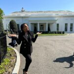 Kyla Pratt Instagram - It’s funny. While being excited to be on the property. The giddiness went away when it was time to have real conversations. I have so many videos and pictures (which most likely be in my story) To be able to come in contact with such an amazing organization @thecreativecoalition was unreal. To sit down with people from different backgrounds and remind them we are all connected, We are all human beings and arts are needed regardless of your political beliefs was an amazing experience. I was told to bug them and i definitely will. 🎭🎨📝❤️ #TheRightToBearArts #MentalHealth #TheCreativeCoalition #WhiteHouse The White Hοuse