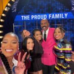 Kyla Pratt Instagram - Still extra smiling!!!! I can’t believe i got to play @familyfeudabc with my @theproudfamily !!!! I have so many photos and videos i don’t even know what to post 🤣 @moonfrye @keke @alisareyes @pjaiparker @iamsteveharveytv
