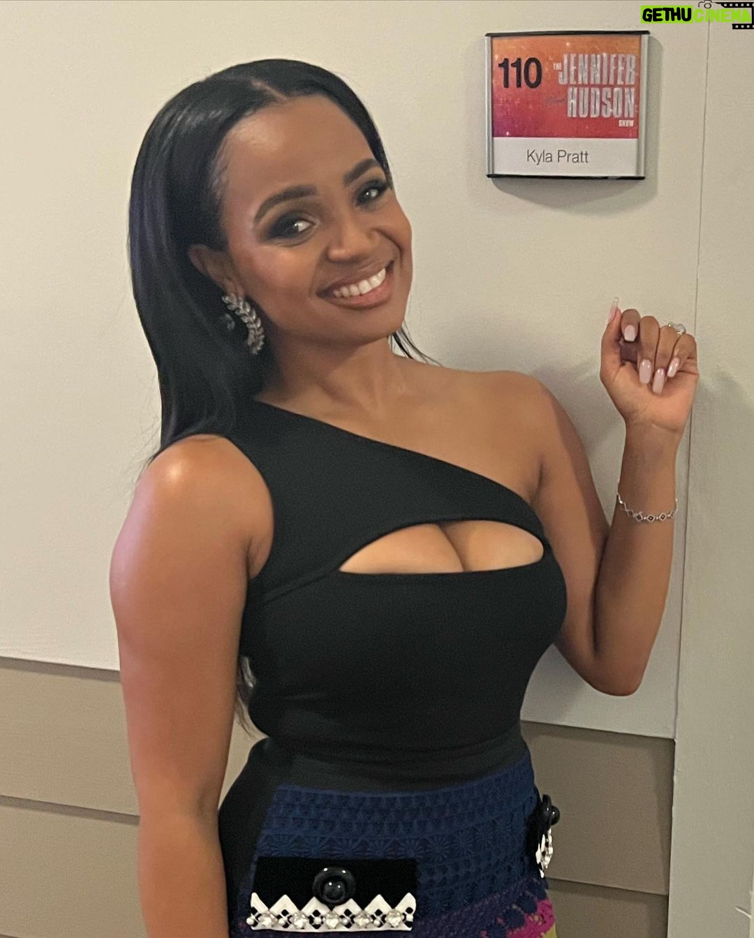 Kyla Pratt Instagram - Thank You for having me @jenniferhudsonshow 💖