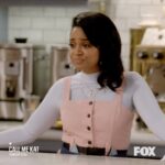 Kyla Pratt Instagram - East Coast Tune in! Come get some positive vibes 🥰New Episode of @callmekatfox starts now on @foxtv 😻