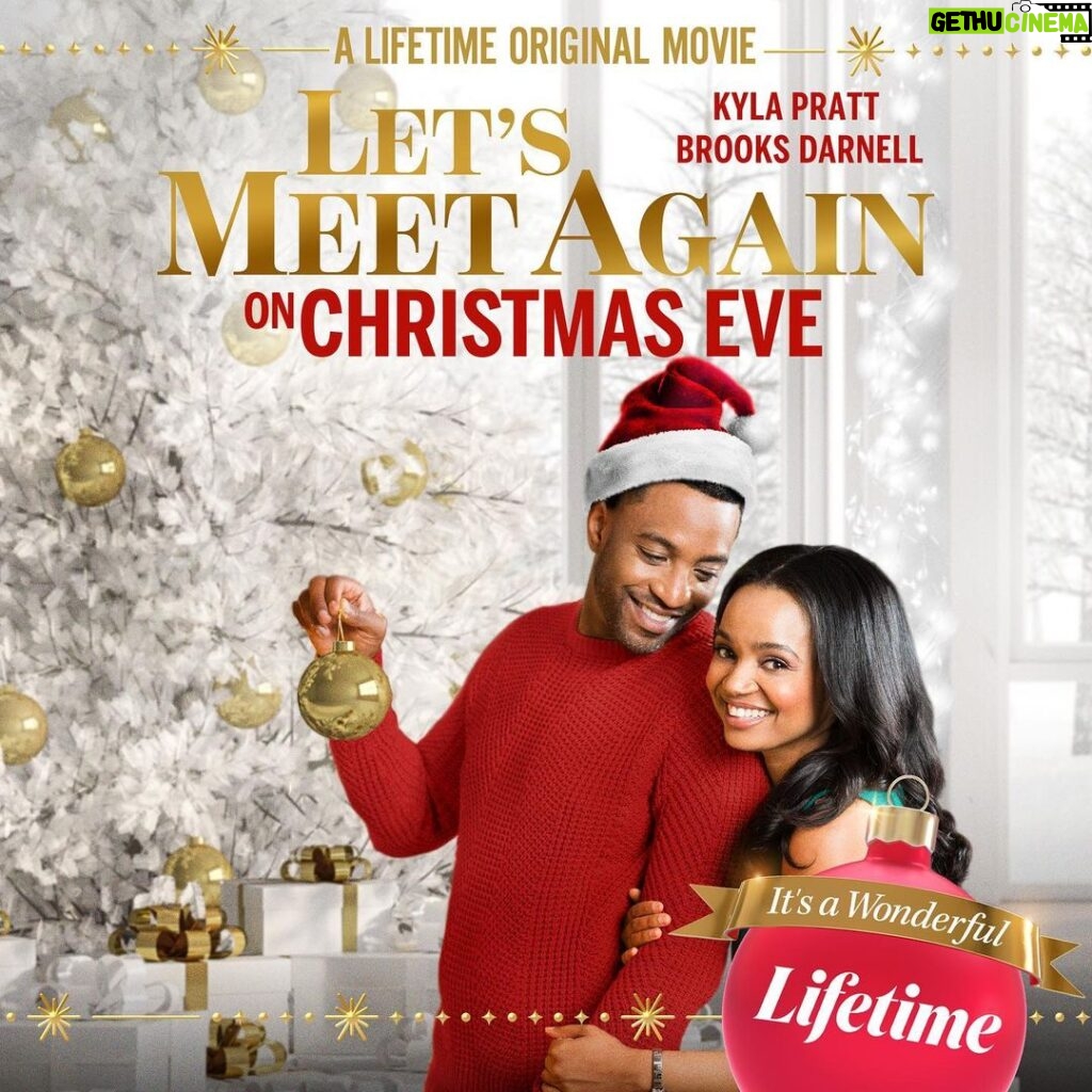 Kyla Pratt Instagram - Christmas Time is heeeeeeere!!!!! And @lifetimetv always makes sure you get in the holiday spirit!! Tune In tomorrow for the premiere of #LetsMeetAgainOnChristmasEve at 8/7c on @lifetimetv !! @sincerelybrooksdarnell #ItsaWonderfulLifetime 🎄☺️🎄