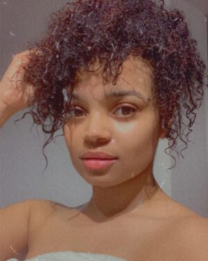 Kyla Pratt Instagram - A process #Tenderheaded lol