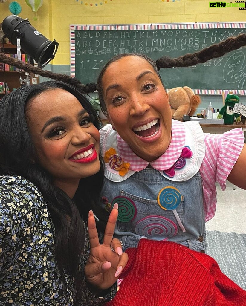 Kyla Pratt Instagram - Waddup I’m three….. My episode of @ablackladysketchshow is now streaming on @hbomax @hbo @robinthede thank you for letting me come play with y’all!!! ❤ #ABLSS