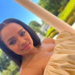 Kyla Pratt Instagram - Turning tables with Robin Roberts was an amazing experience. Sitting Down and having real conversations is one of my favorite things to do. #BeautifulPeople #TTWRR Make up @makeupbykweli Hair @a1hair_ Stylist @v.msmith Jewlery @havernillcollection Pant @loringnewyork Custom off the shoulder top by @dhaleterdesign