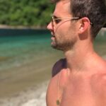 Kyle Dean Massey Instagram - My friend Tessa made this awesome Gladiator necklace that I LOVE. You can buy one this holiday season for the fabulous person in your life thru the link in my bio! @tessandtricia Sugar Beach, A Viceroy Resort