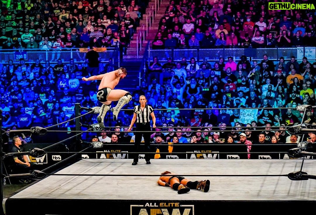 Kyle Greenwood Instagram - I kneed you to watch Dynamite tonight it’s on TV